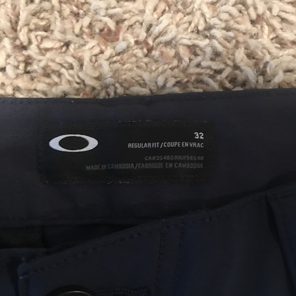Men Oakley golf shorts - Picture 3 of 3